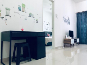 CozySoho-Cyberjaya,Netflix provided,fit 5pax